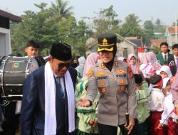 Kapolres Lebak Hadiri Apel Tahunan Khutbatul Arsy di Ponpes Modern Darel Azhar, Tekankan Pentingnya Disiplin dan Akhlak Santri