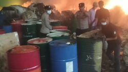 Gerak Cepat Polsek Jawilan dan Unit Damkar Padamkan Kebakaran Gudang PT. WPLI di Parakan