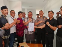 Sinergitas Polri dan Masyarakat, Kapolsek Jawilan AKP Erwan Nirwanda Kawal Mediasi Warga Cemplang dengan PT Genesis E-generation