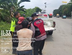 Gerak Cepat, Polsek Cikande Polres Serang Tangani Lakalantas di Jalan Raya Cikande – Rangkasbitung